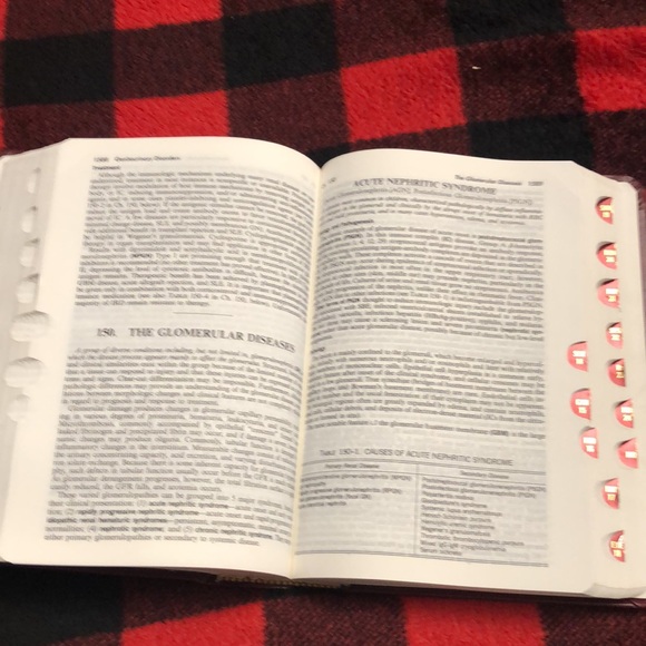 THE MERCK MANUAL Of Diagnosis And Therapy 15th Fifteenth Edition Hardcover Book - Picture 7 of 12